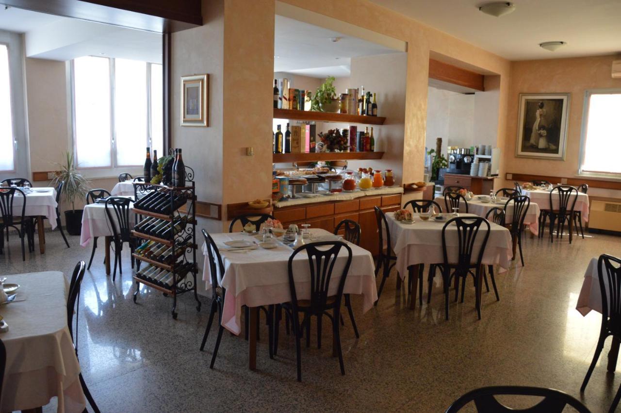 Hotel Diga Marina di Ravenna Extérieur photo